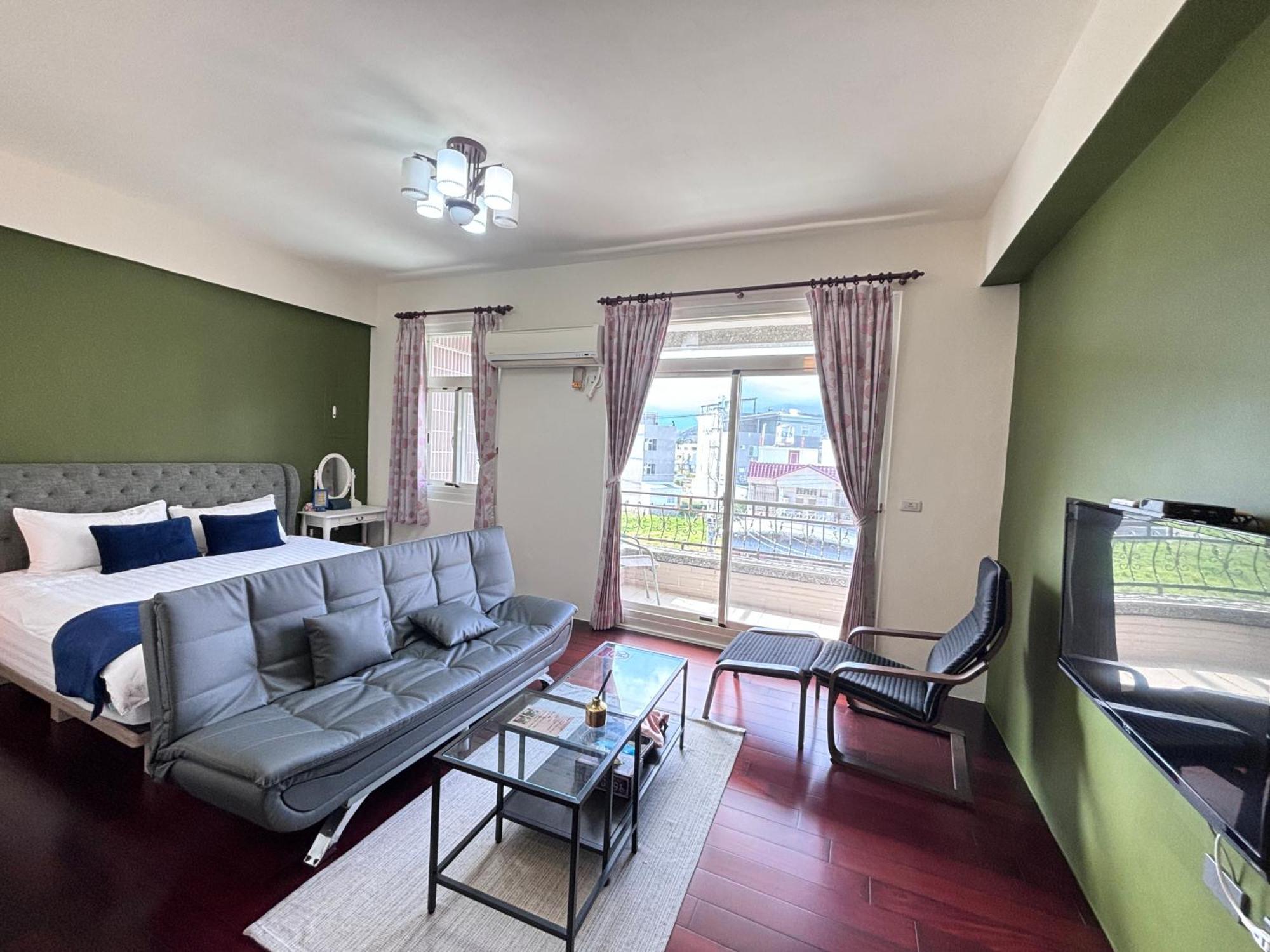 伊家民宿yi Home 志航路一段398號 T'ai-tung Kültér fotó