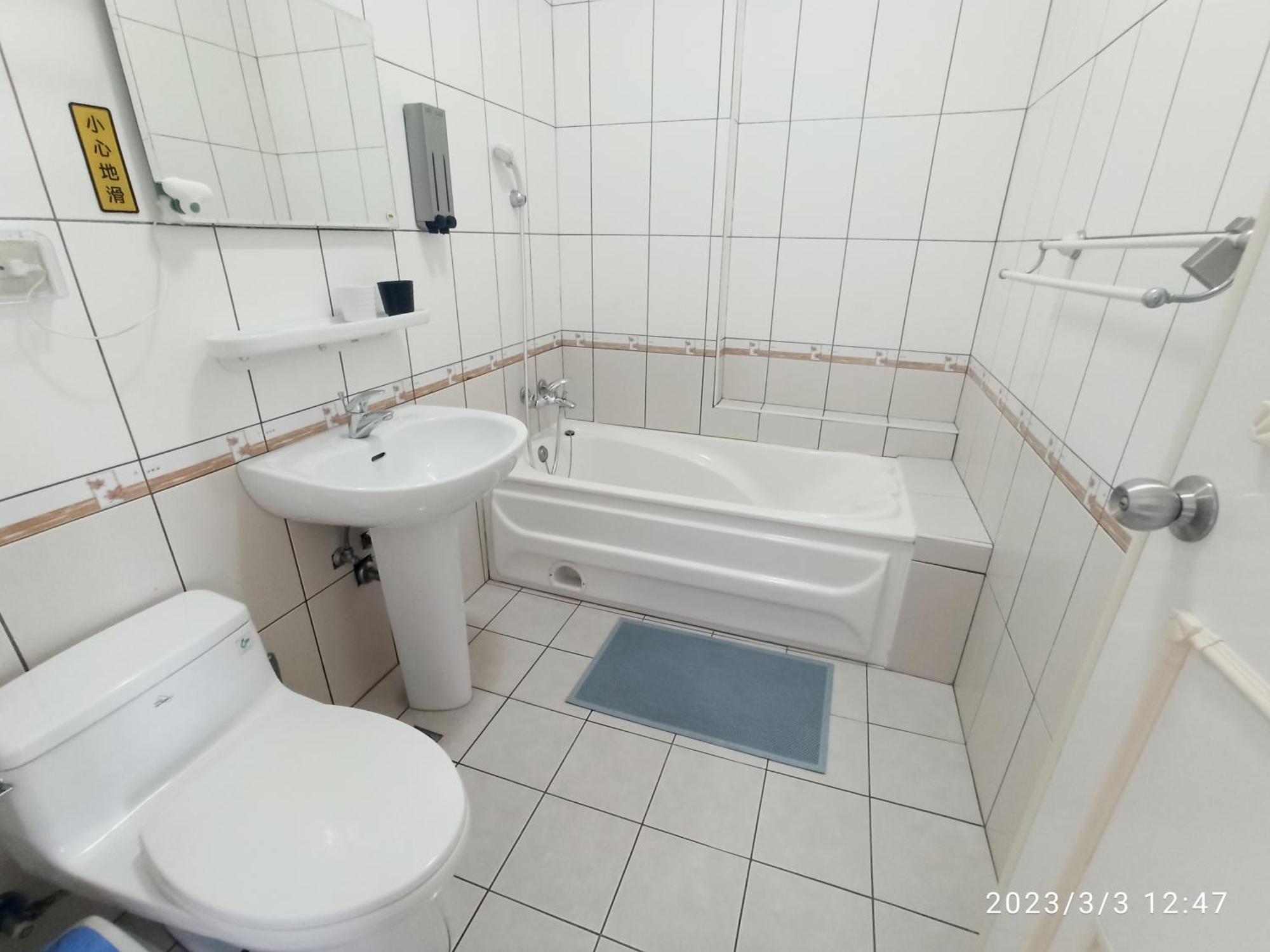 伊家民宿yi Home 志航路一段398號 T'ai-tung Szoba fotó
